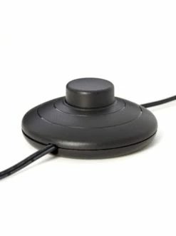 Schlussverkauf 🔔 Stehleuchten Brilliant Standleuchte, Dreibeinig Ailey ⌀ 71 Cm In Schwarz Günstig Kaufen 😉 -brilliant Verkäufe brilliant standleuchte dreibeinig ailey 71 cm in schwarz 2